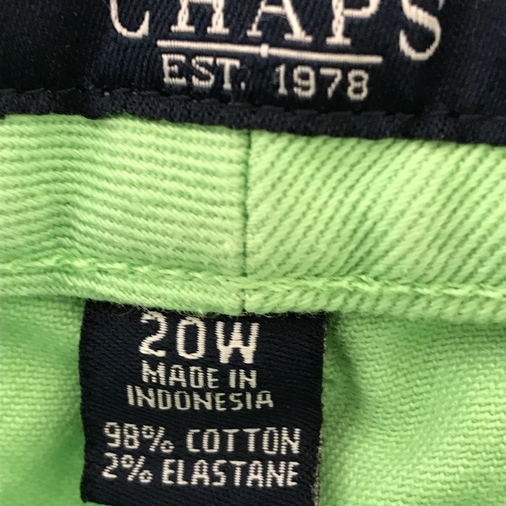 NWOT. Denim weight capris - Picture 3 of 3